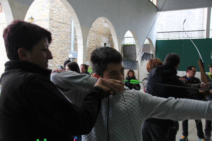 Arku-tiroa asteburu kulturalaren barruan 4 1478367384972