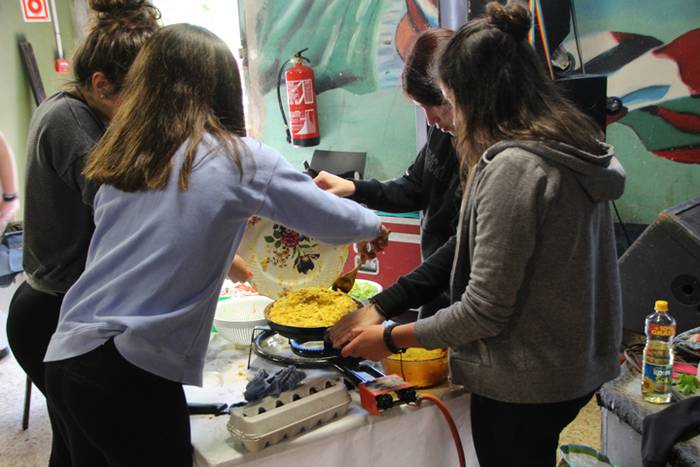 Anoetako Gaztetxea Urtemuga Eguna  8 1462649177119