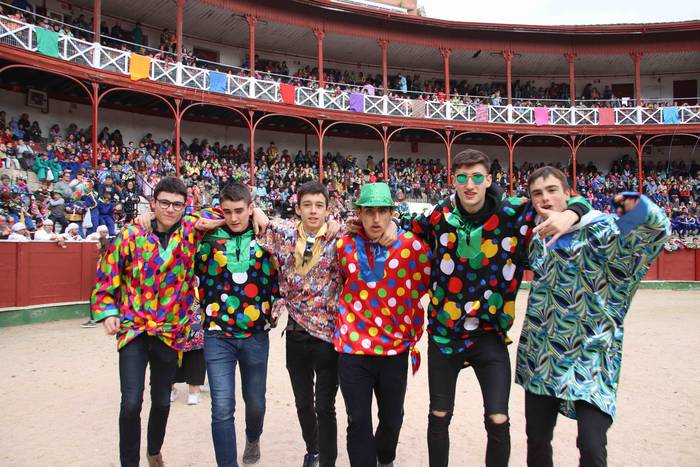 Lehenengo zezen festa, prime 11 1551374886830