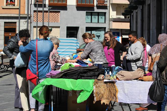 Bigarren eskuko azoka, Sahar 34 1492863378490