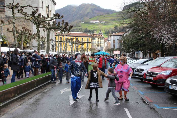 Aiz Orratz elkartearen Haur  31 1645283671369