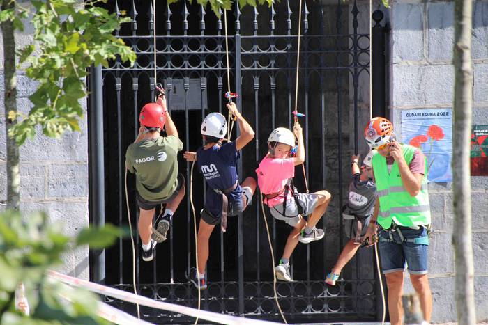 Kilometroak eguna, joko eta  8 1664724019305