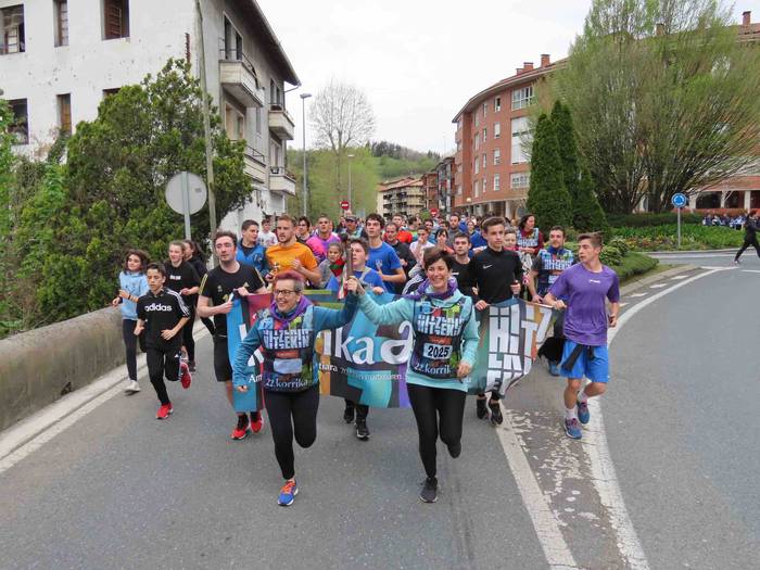 korrika, furgonetatik, Aizto 33 1649421635663