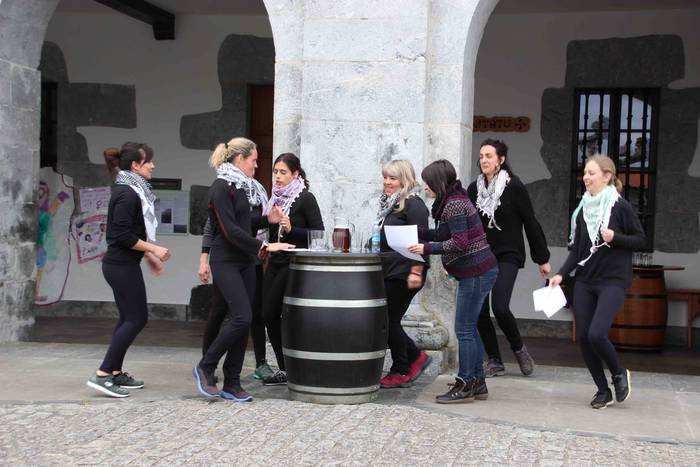 Emakumeek dantzan jarri dute 26 1552145617888