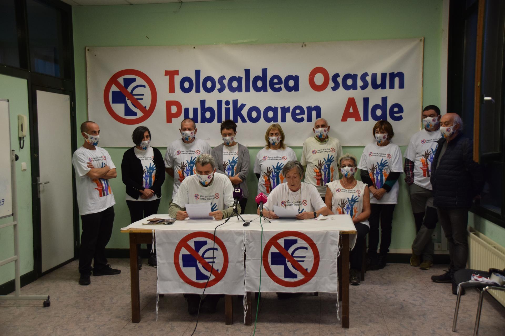 Osasungintzaren inguruan dagoen "gardentasun eza"  salatu du TOPAk