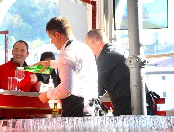 Iritsi dira hortzak zorrozteko egunak 26 1481044643707