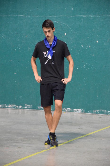 Dantzaren sokak lotuta - 12