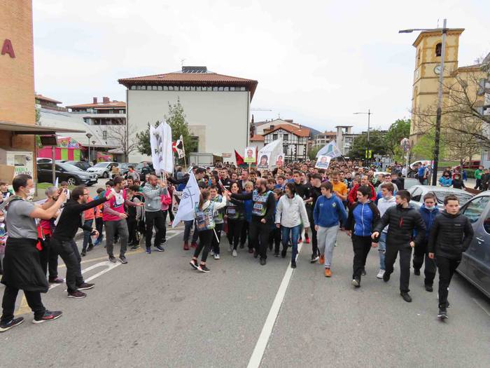 korrika, furgonetatik, Aizto 57 1649421641492