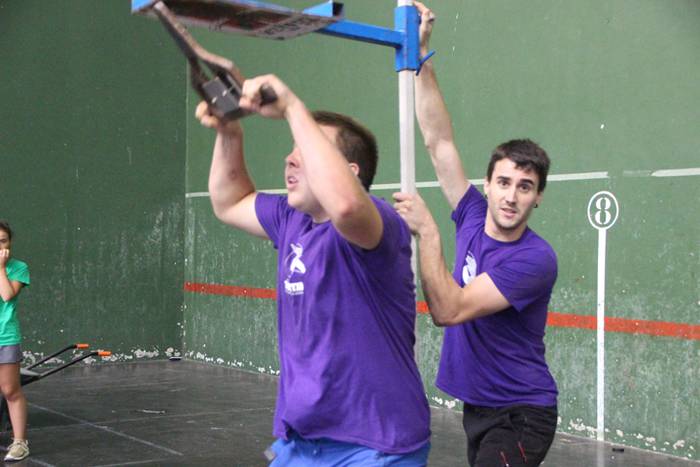 Frontoia, erakustaldiaren ba 35 1502818241479