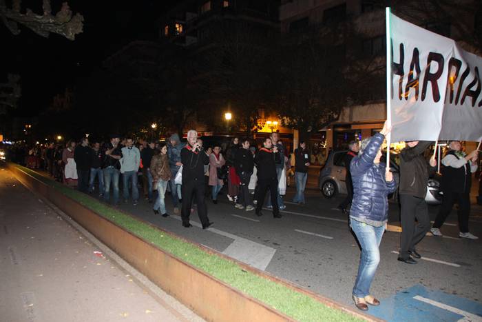 Sare manifestazioa Tolosa Leaburu 17 1450981902743