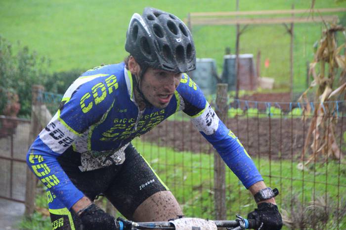 Jon Erguin eta Zuriñe Frutos 58 1508691878116