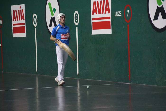 ZESTA PUNTA ELOLAREN OROIMEN 12 1512735351695