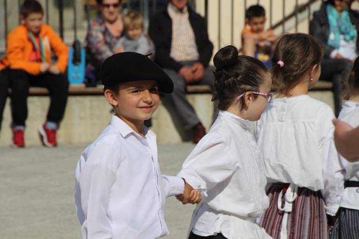 Suziria lehertzearekin bater 22 1494695654303