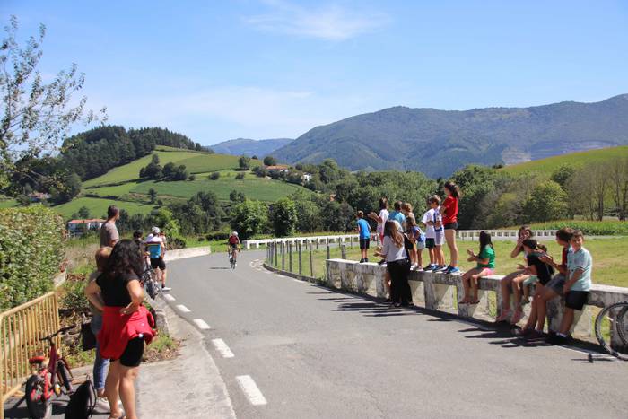 Gurpil gainnean esnatu da Or 24 1565957325152