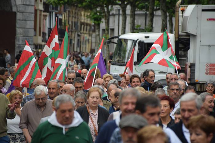 Pentsiodunen manifestazioa 48 1528548558813