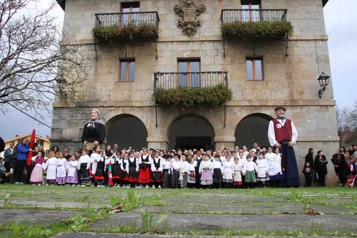 Dantzari Txiki Eguna Zizurki 39 1575117850472