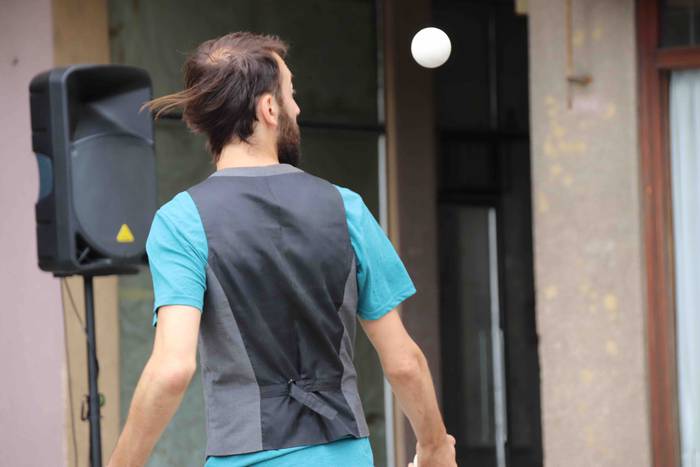 Malabareak eta akrobaziak na 7 1562507106343