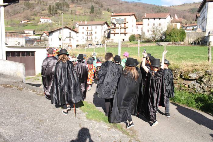 Berastegiko eskolako inauter 6 1581693827338