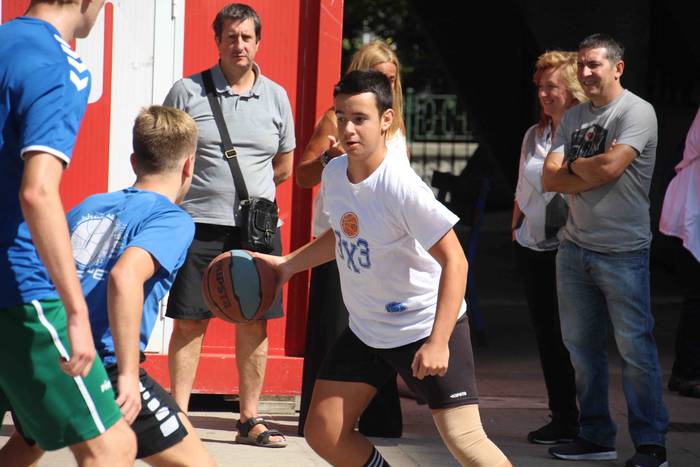 izaskun auzoa festak 3x3 sas 24 1567860604302