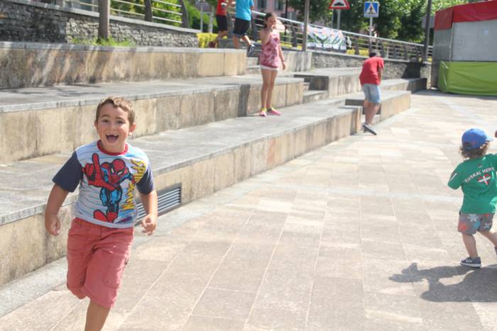 Pantaila txikitik, suziria p 43 1503662374462