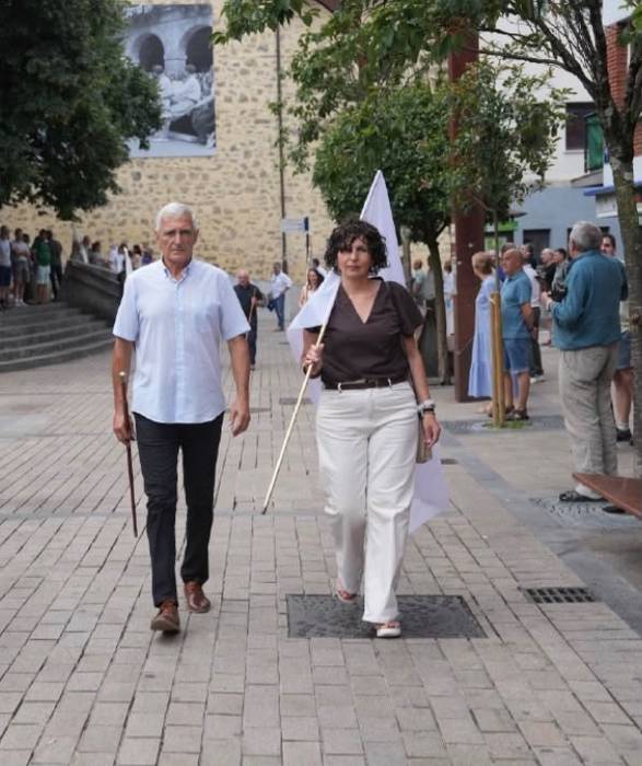 Alkizako hautetsiak Bergarako ekitaldian izan dira