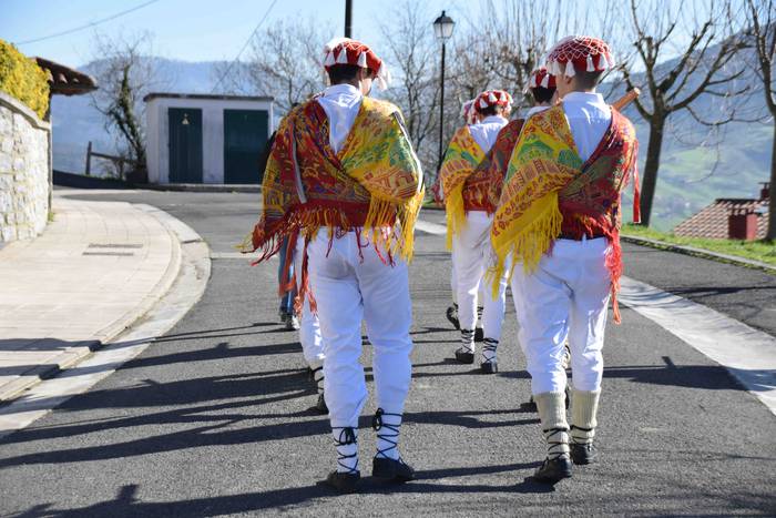 Makila hotsak Txindokipekoak 3 1582460892174