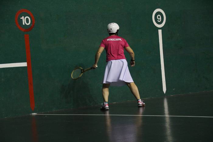 Emakume, raketista eta profe 51 1511035300091