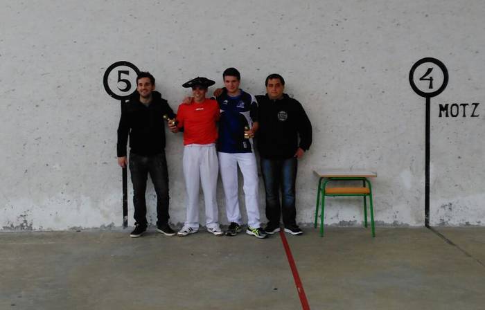 Amezketako Hiruterdiz aurre finala 1 1478347644622