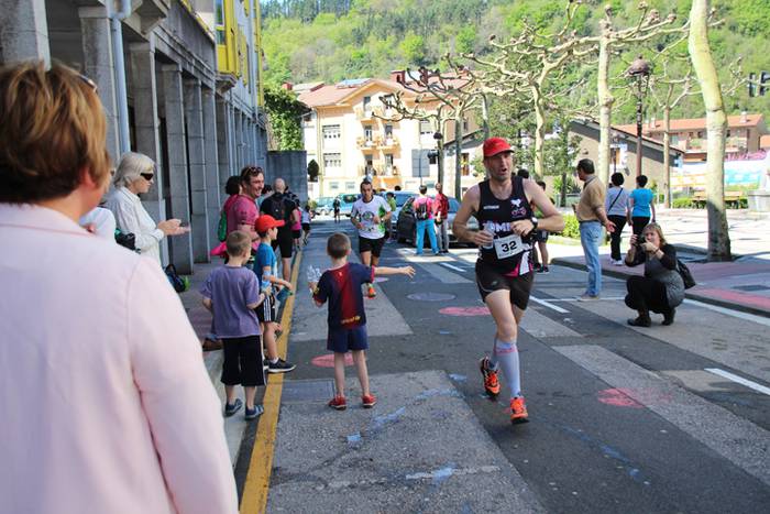 Haur, gazte eta heldu krosea 154 1491742666191