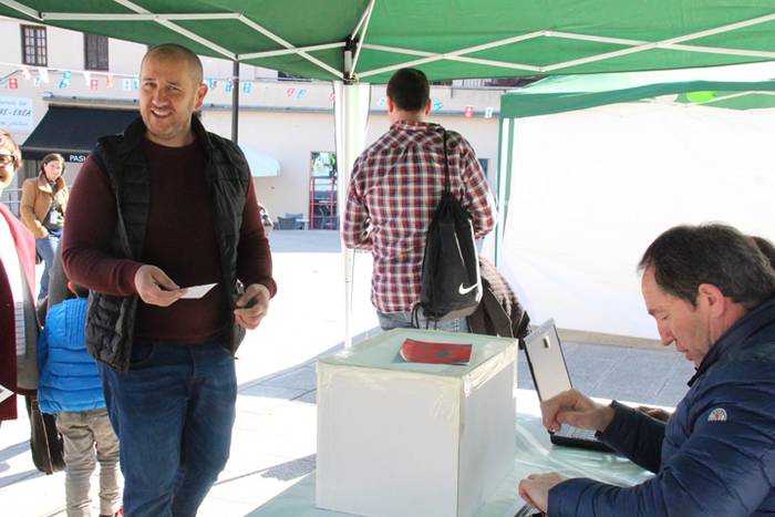 Jai giroa eta aldarrikapena 54 1489922122078