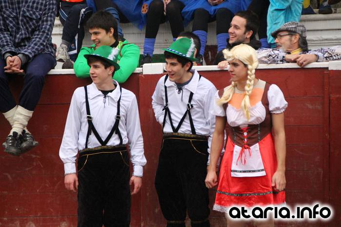 inauteriak 2016 zaldunita zezen plaza 60 1454867195624