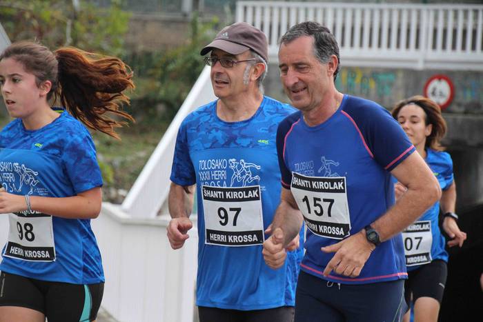 Aitor Arroyo eta Maite Arrai 63 1570885926740