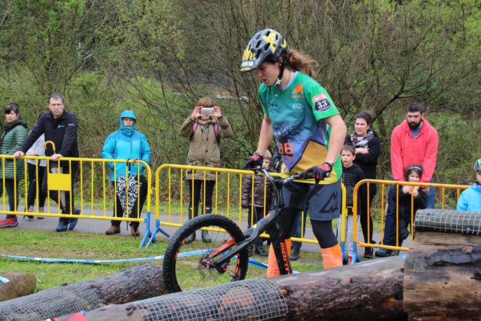 Bi gurpilen gainean  48 1491138660870