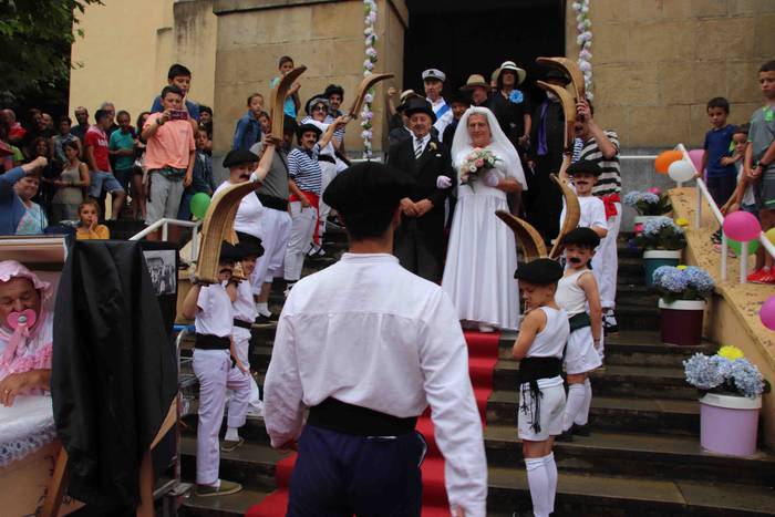 Ezkontza konpartsaren 50. ur 34 1564142808901