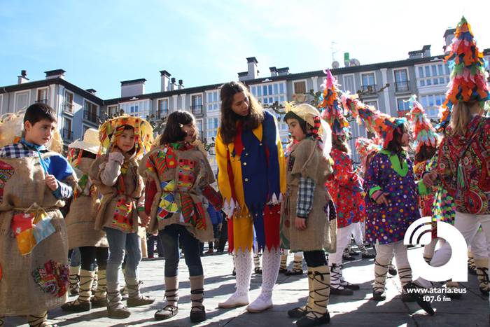 Kriskitinak inauteriari 26 1488038506517