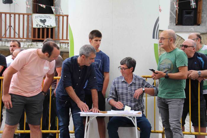 Pikoa da amabirjin eguneko b 55 1565872661905