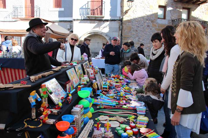 Azoka eguna ospatu dute Bera 4 1541345429292