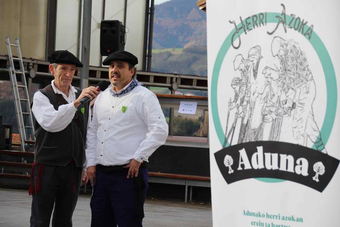 Auzolanaren fruitu, azoka 10 1541960606809