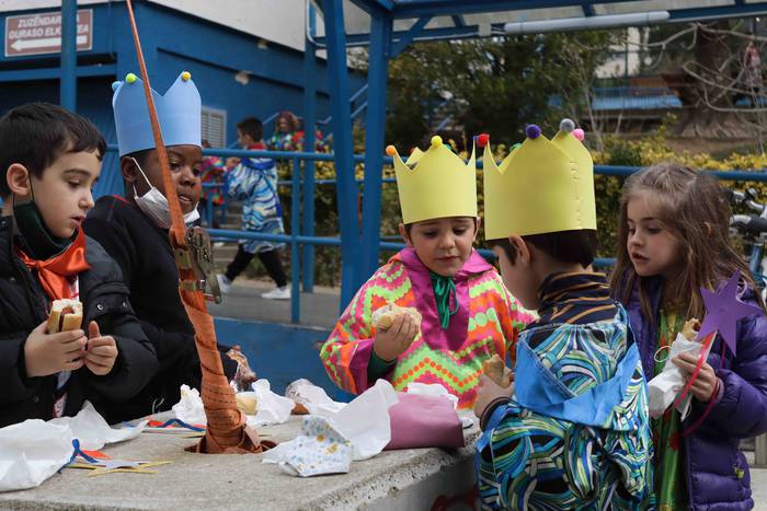 Inauteriak 22, eskolak 16 1645963553955