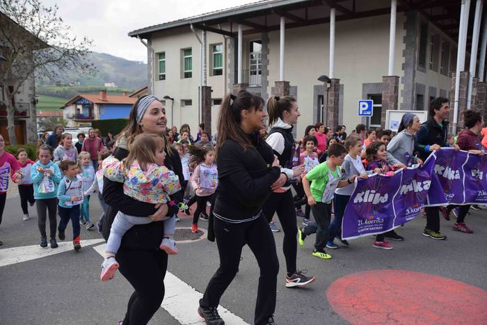 Eskuz esku ibili dute lekuko 31 1555085933881