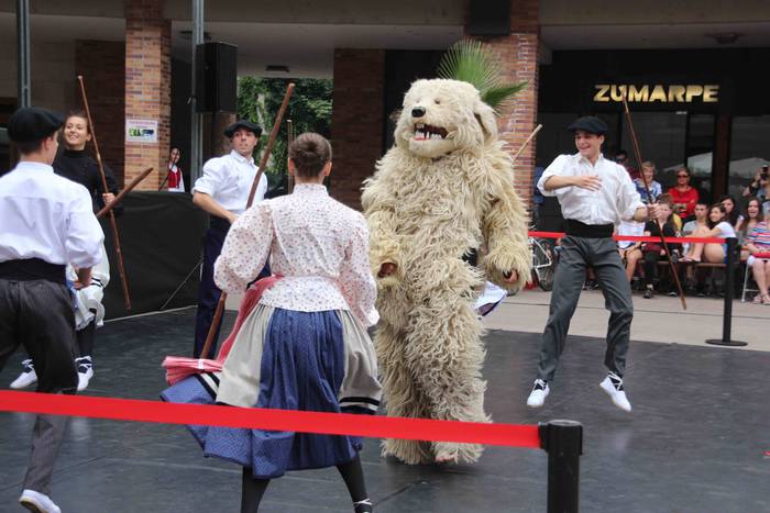 Izenak berak dioen bezala 38 1532890142182