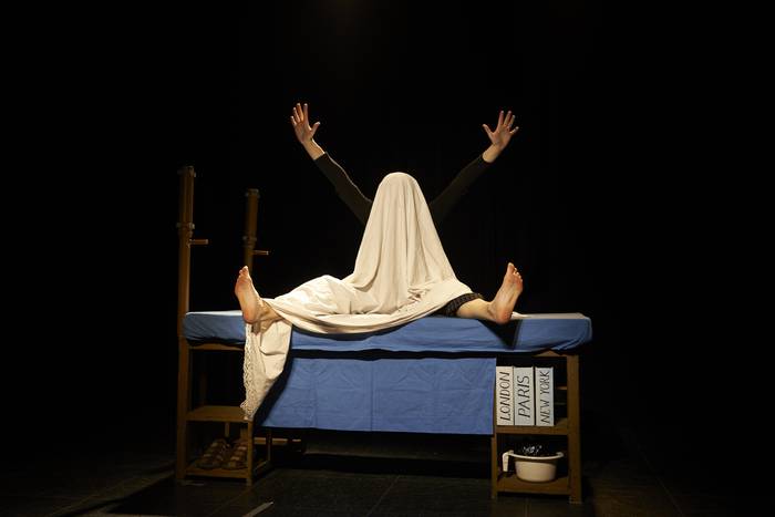 Hainbat ekitaldi, aurreiritziak ekiditeko