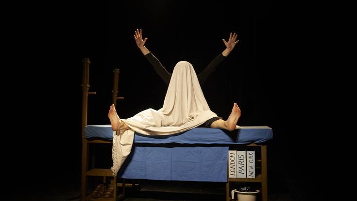 Hainbat ekitaldi, aurreiritziak ekiditeko