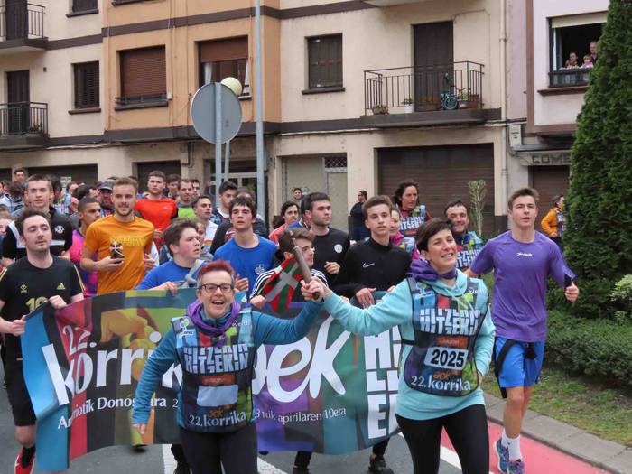 korrika, furgonetatik, Aizto 32 1649421635487