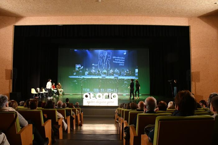 Ataria Bertso Jaialdirako azken sarrerak salgai