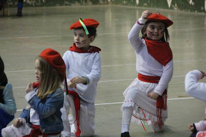 Hotzari aurre egiteko, dantz 7 1517596129138