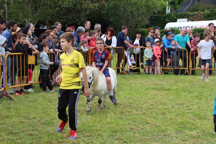 Izaskun auzoan ere bada fest 1 1560016399465