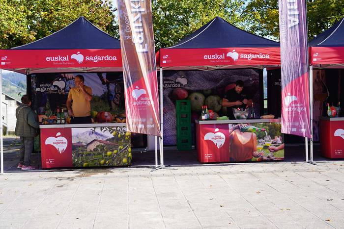 Sagar uzta festa jendetsua 6 1760790628470