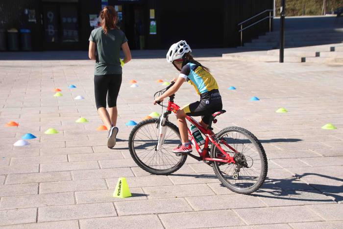 Abiatu da Mugikortasun Astea 14 1537011776297