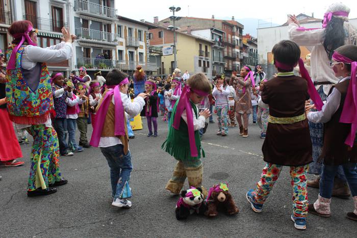 Villabona eskolak inauteriak 10 1487939316848